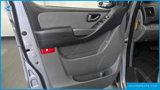 HYUNDAI STAREX FREEZER CAR