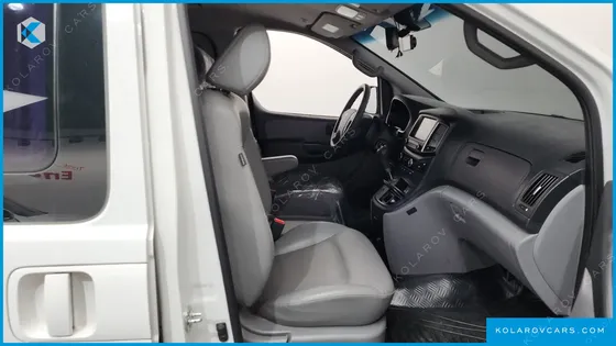 HYUNDAI STAREX CAMPING CAR