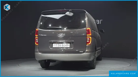 HYUNDAI STAREX 4WD URBAN 9-SEATER