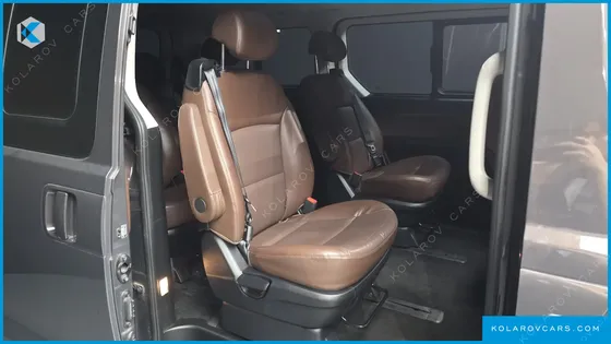 HYUNDAI STAREX 4WD URBAN 9-SEATER