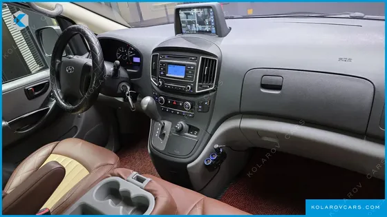 HYUNDAI STAREX 4WD CAMPING CAR