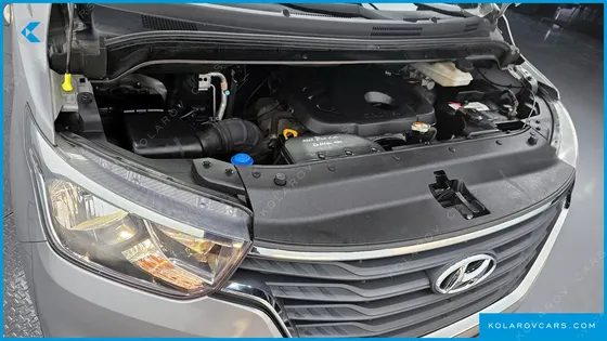 HYUNDAI STAREX WAGON 11-SEATER