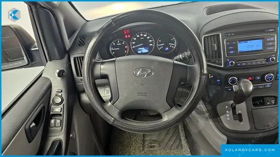 HYUNDAI STAREX WAGON 11-SEATER