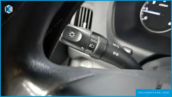 HYUNDAI STAREX WAGON 11-SEATER