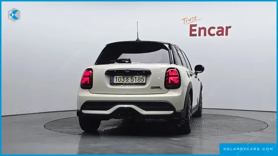 MINI COOPER 5DOOR CLASSIC LAUNCH PACK