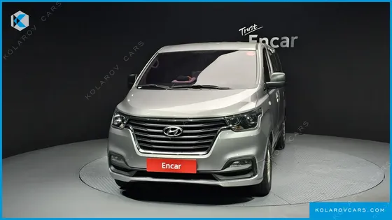 HYUNDAI STAREX VAN 3-SEATER