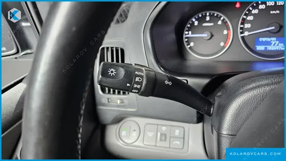 HYUNDAI STAREX VAN 3-SEATER