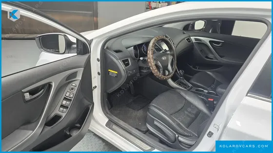HYUNDAI ELANTRA (AVANTE) 1.6 GDI SMART