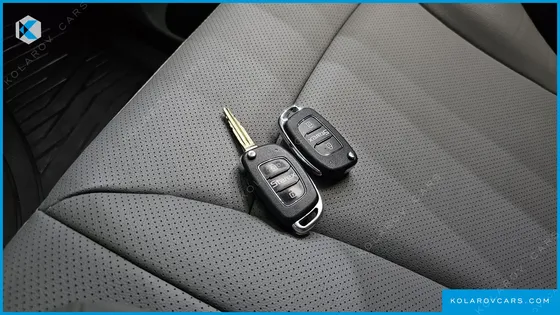 HYUNDAI STAREX VAN 3-SEATER