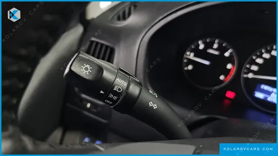 HYUNDAI STAREX VAN 3-SEATER