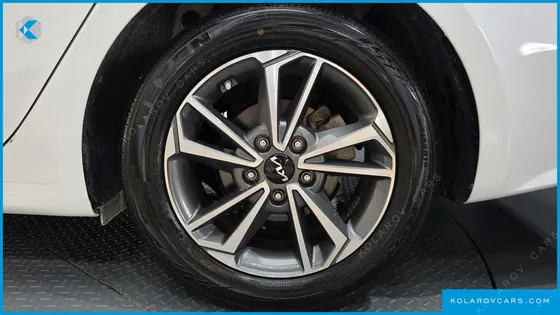 KIA K3 1.6