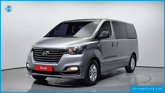 HYUNDAI STAREX VAN 5-SEATER
