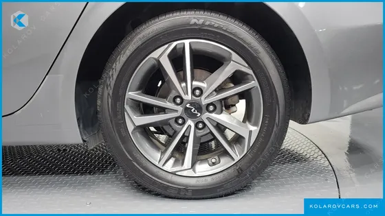 KIA K3 1.6