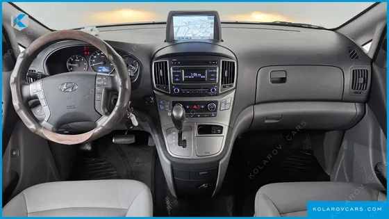 HYUNDAI STAREX WAGON 11-SEATER