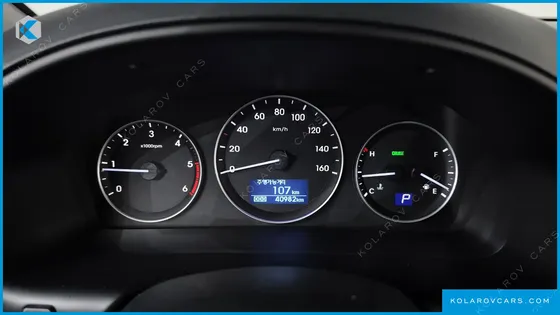 HYUNDAI STAREX WAGON 11-SEATER