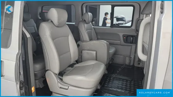HYUNDAI STAREX WAGON 11-SEATER