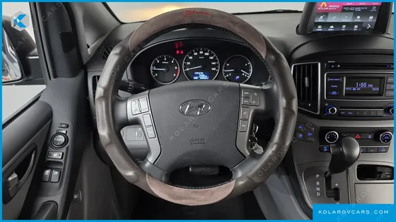 HYUNDAI STAREX WAGON 11-SEATER