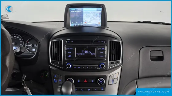 HYUNDAI STAREX WAGON 11-SEATER