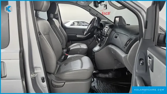 HYUNDAI STAREX WAGON 11-SEATER