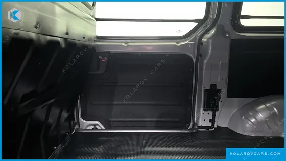 HYUNDAI STAREX VAN 3-SEATER