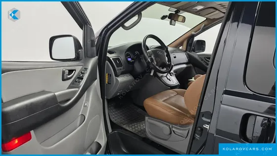 HYUNDAI STAREX CAMPING CAR