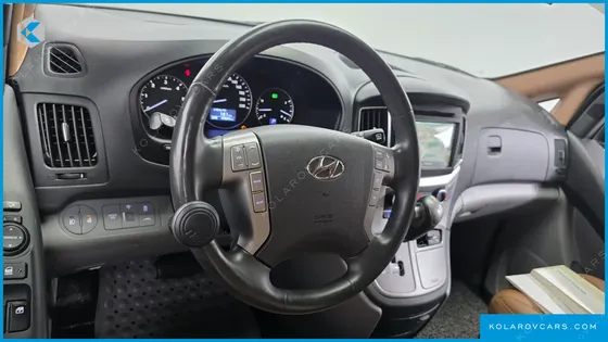 HYUNDAI STAREX CAMPING CAR