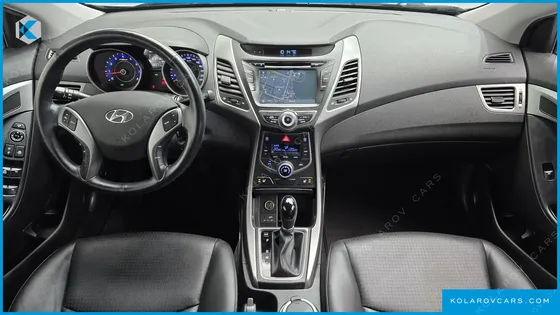 HYUNDAI ELANTRA (AVANTE) 1.6 GDI SMART