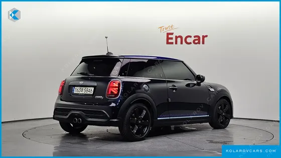 MINI COOPER BRICK LANE EDITION