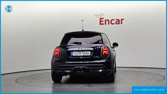 MINI COOPER BRICK LANE EDITION