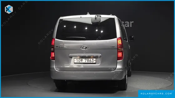 HYUNDAI STAREX 4WD URBAN 9-SEATER