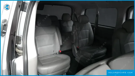 HYUNDAI STAREX 4WD URBAN 9-SEATER