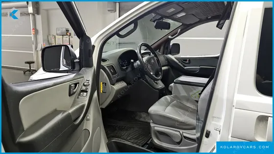HYUNDAI STAREX CAMPING CAR
