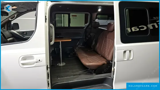HYUNDAI STAREX CAMPING CAR