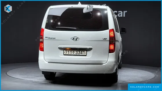 HYUNDAI STAREX WAGON 12-SEATER