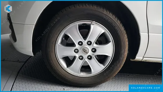 HYUNDAI STAREX WAGON 12-SEATER