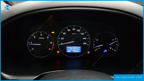 HYUNDAI STAREX WAGON 12-SEATER