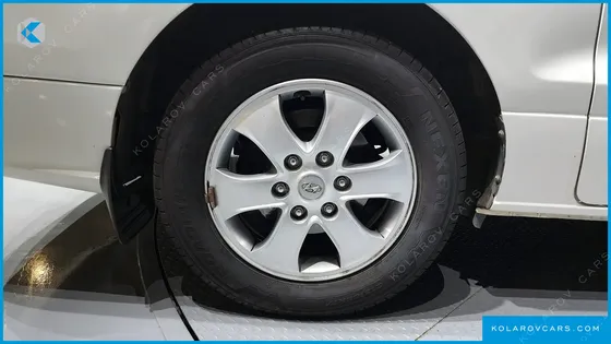 HYUNDAI STAREX WAGON 12-SEATER