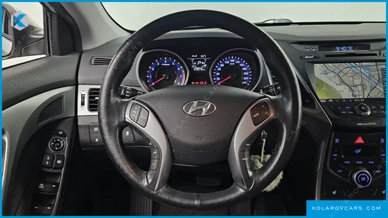 HYUNDAI ELANTRA (AVANTE) 1.6 GDI SMART