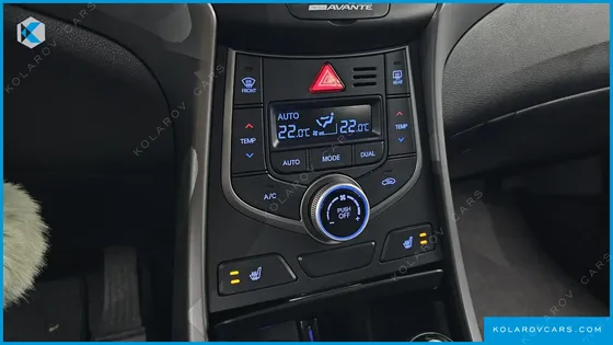 HYUNDAI ELANTRA (AVANTE) 1.6 GDI SMART