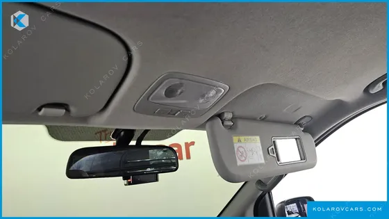 HYUNDAI STAREX VAN 3-SEATER