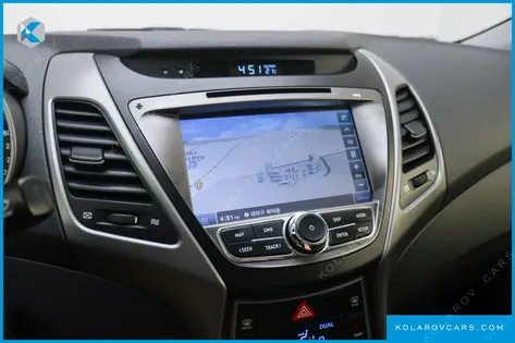 HYUNDAI ELANTRA (AVANTE) 1.6 GDI SMART