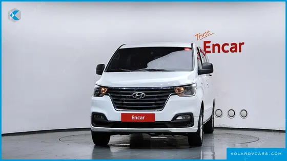 HYUNDAI STAREX 4WD WAGON 12-SEATER