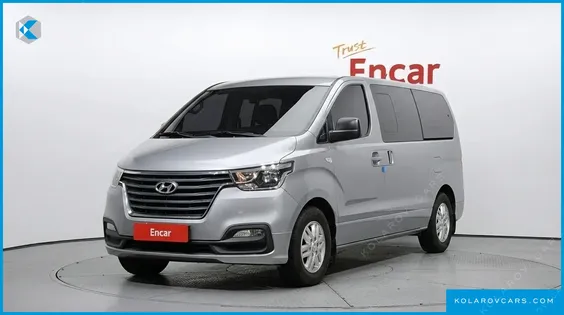 HYUNDAI STAREX VAN 5-SEATER