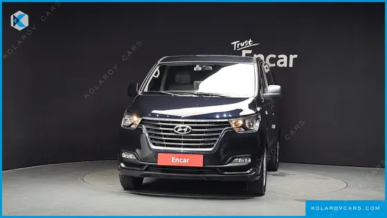 HYUNDAI STAREX VAN 5-SEATER