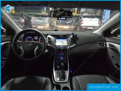 HYUNDAI ELANTRA (AVANTE) 1.6 GDI SMART