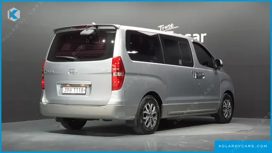 HYUNDAI STAREX URBAN 9-SEATER
