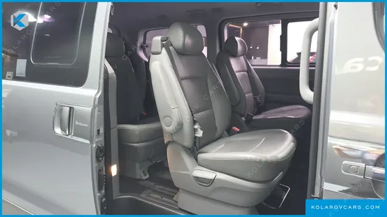 HYUNDAI STAREX URBAN 9-SEATER