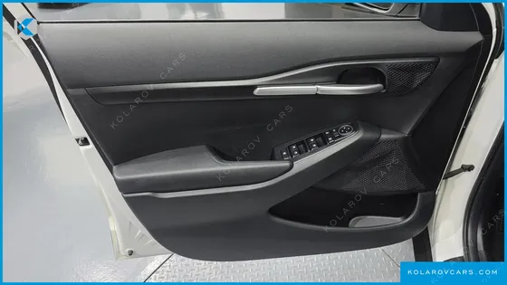 KIA SELTOS GASOLINE 1.6 TURBO 2WD
