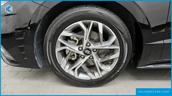 HYUNDAI SONATA 2.0