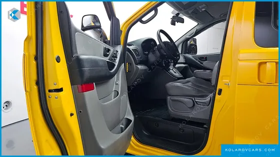 HYUNDAI STAREX SCHOOL BUS